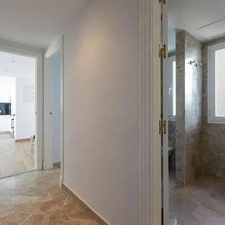 Apartment Puerto Banus Chic Spacious Modern 3 Bedrooms 2 Bathrooms Golf Pool *