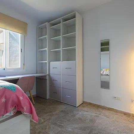 Puerto Banus Chic Spacious Modern 3 Bedrooms 2 Bathrooms Golf Pool * Marbella